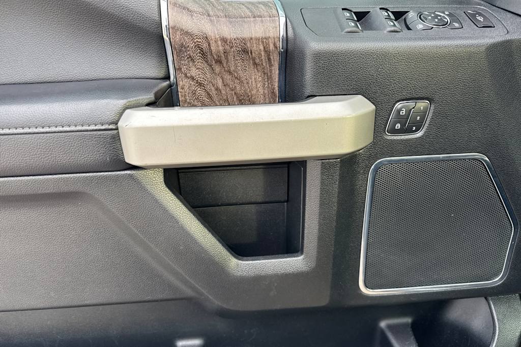 Thumbnail: 2019 Ford F-350 - 19