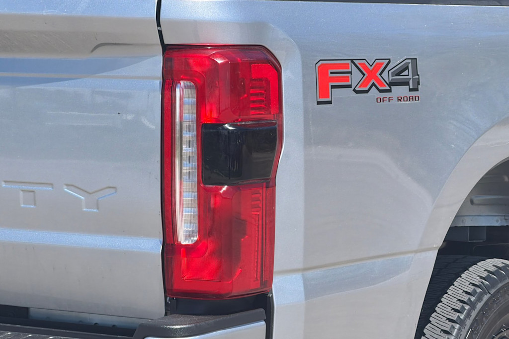 Thumbnail: 2023 Ford F-350 - 28