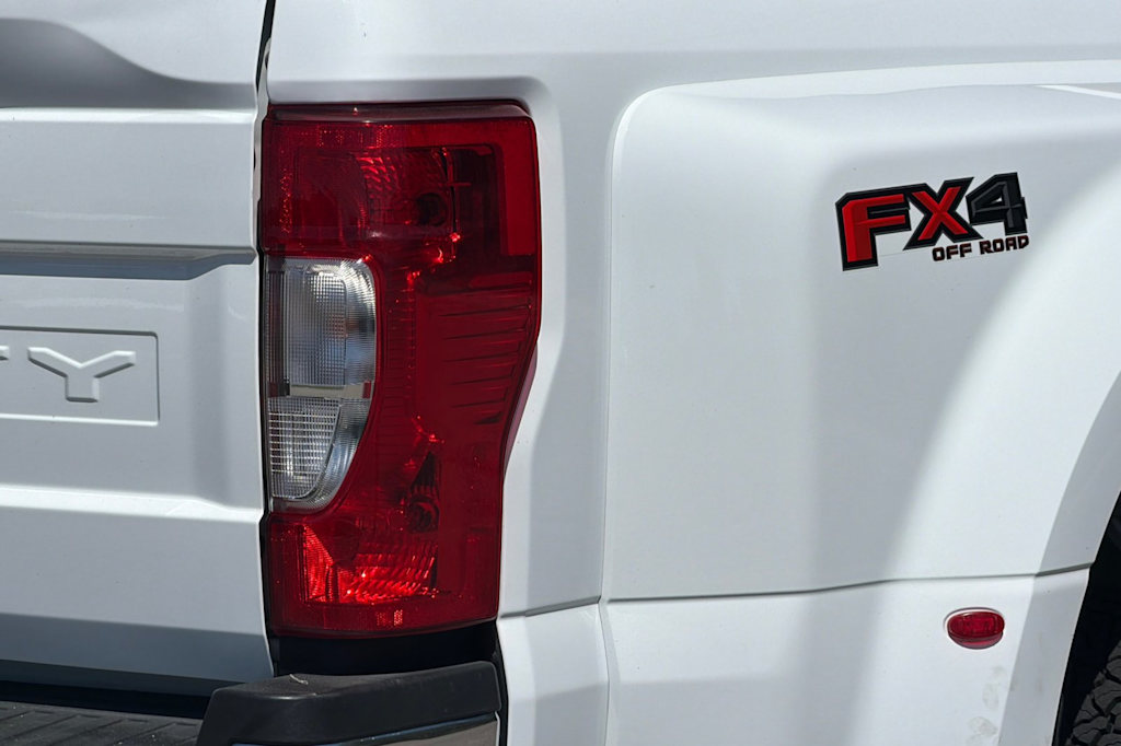 Thumbnail: 2022 Ford F-350 - 7