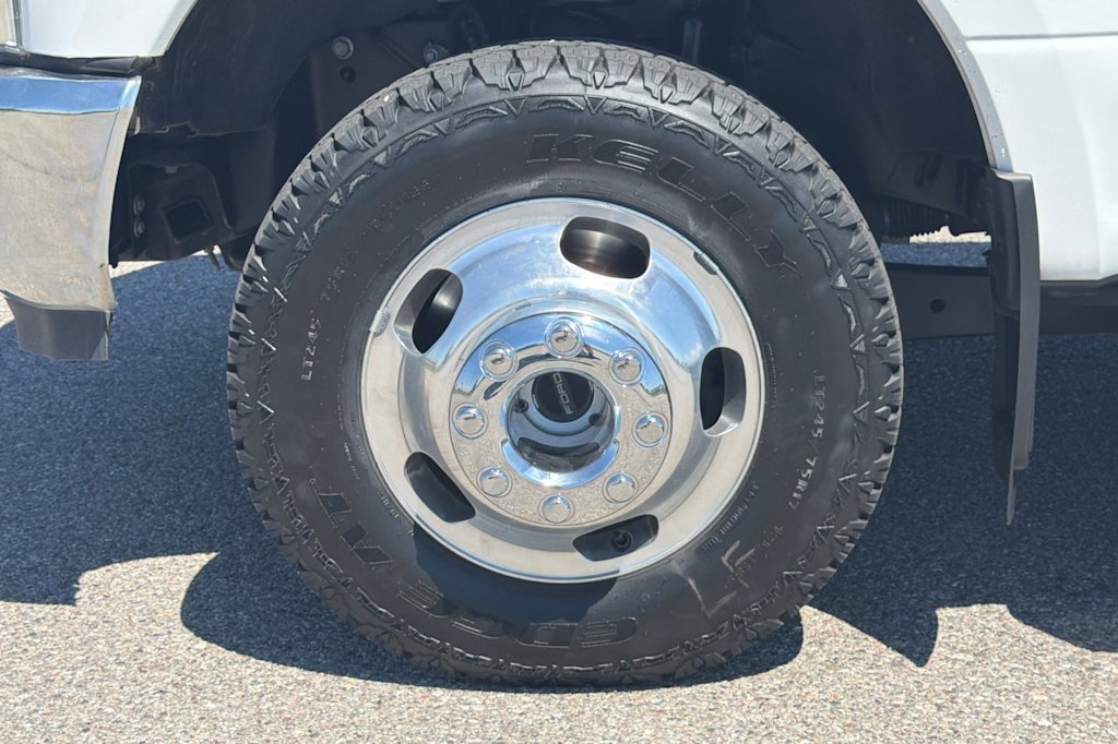 Thumbnail: 2022 Ford F-350 - 8