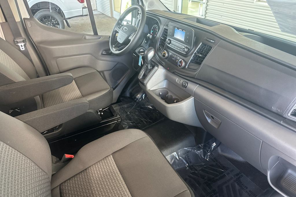 Thumbnail: 2025 Ford Transit Series - 10