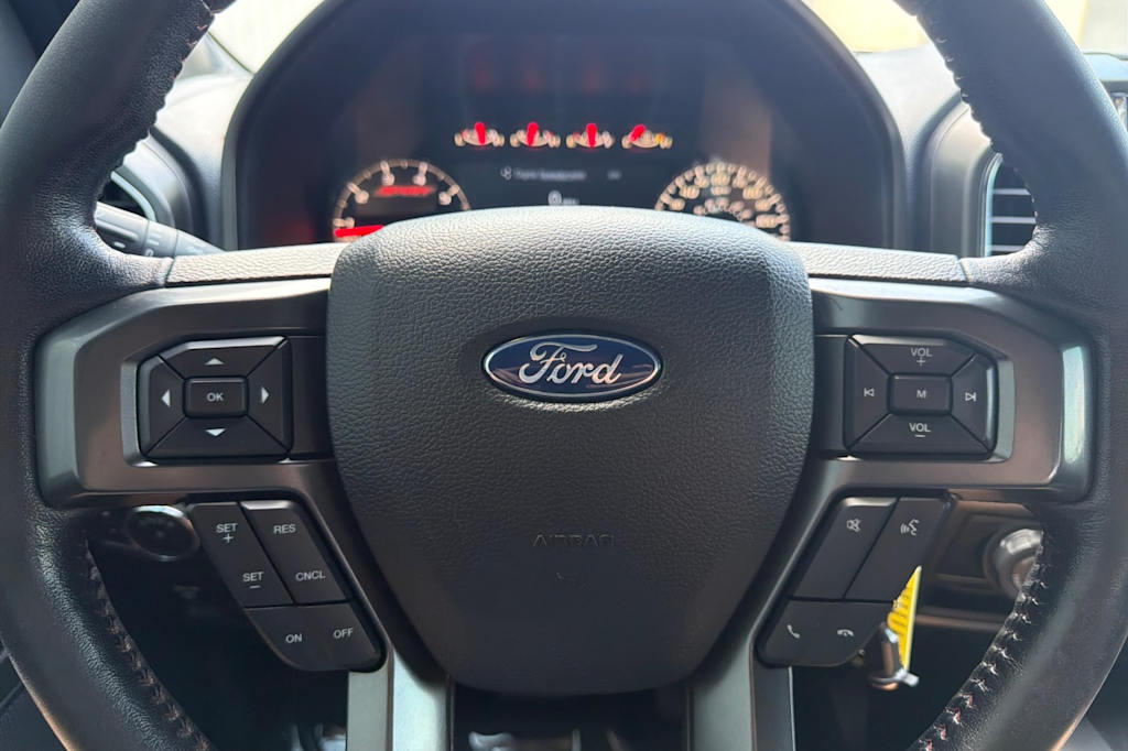 Thumbnail: 2017 Ford F-150 - 25