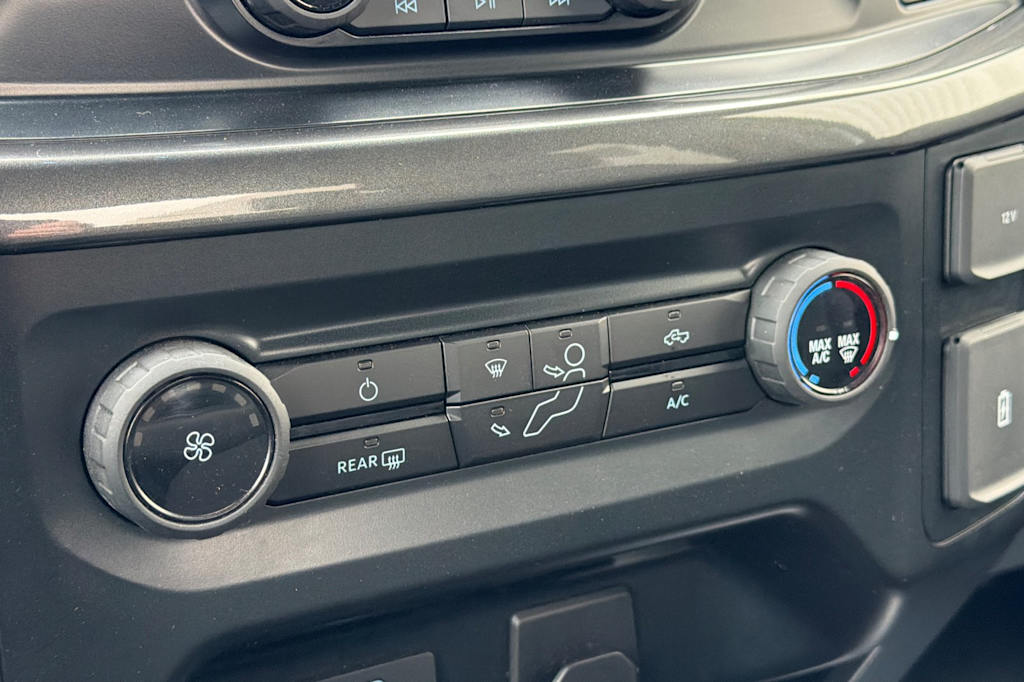 Thumbnail: 2023 Ford F-150 - 23