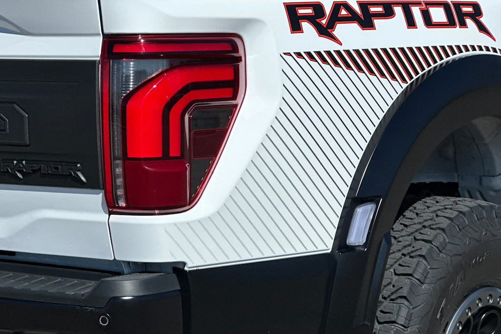 2024 Ford F-150 Raptor 28