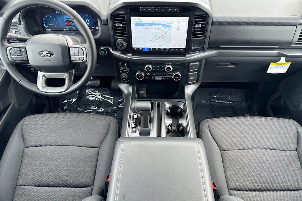 2024 Ford F-150 XLT 2