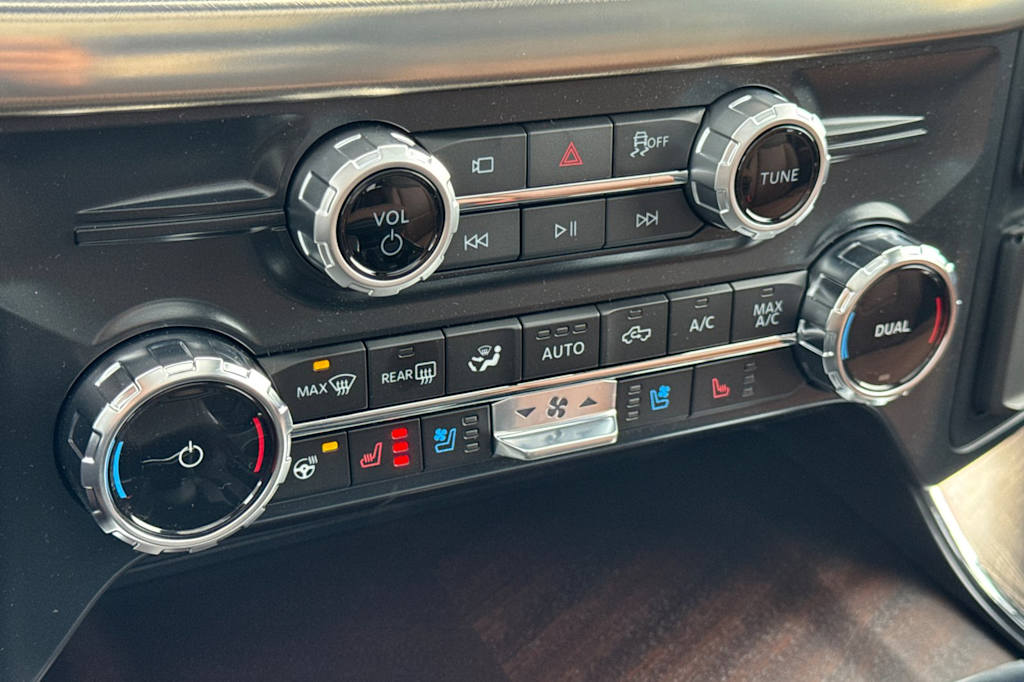 Thumbnail: 2025 Ford F-150 - 24