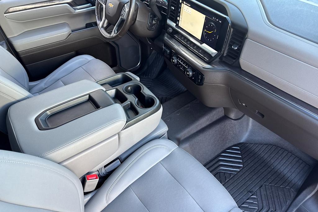 Thumbnail: 2022 Chevrolet Silverado 1500 - 9