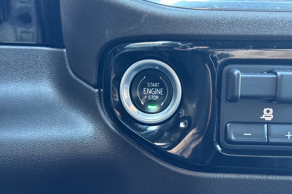 Thumbnail: 2022 Chevrolet Silverado 1500 - 24