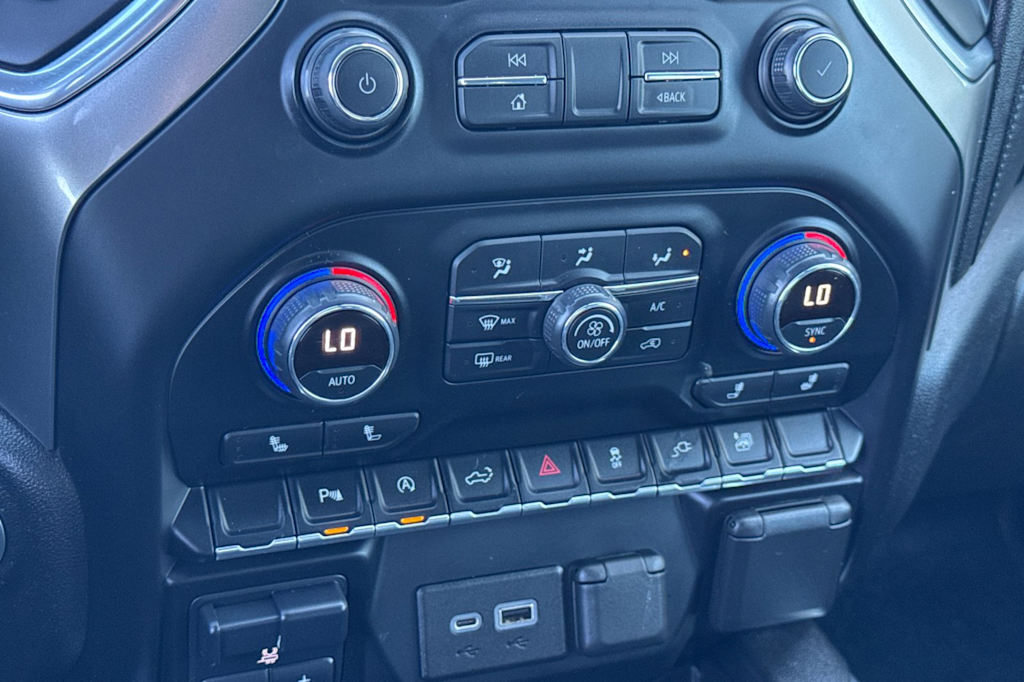 Thumbnail: 2021 Chevrolet Silverado 1500 - 22