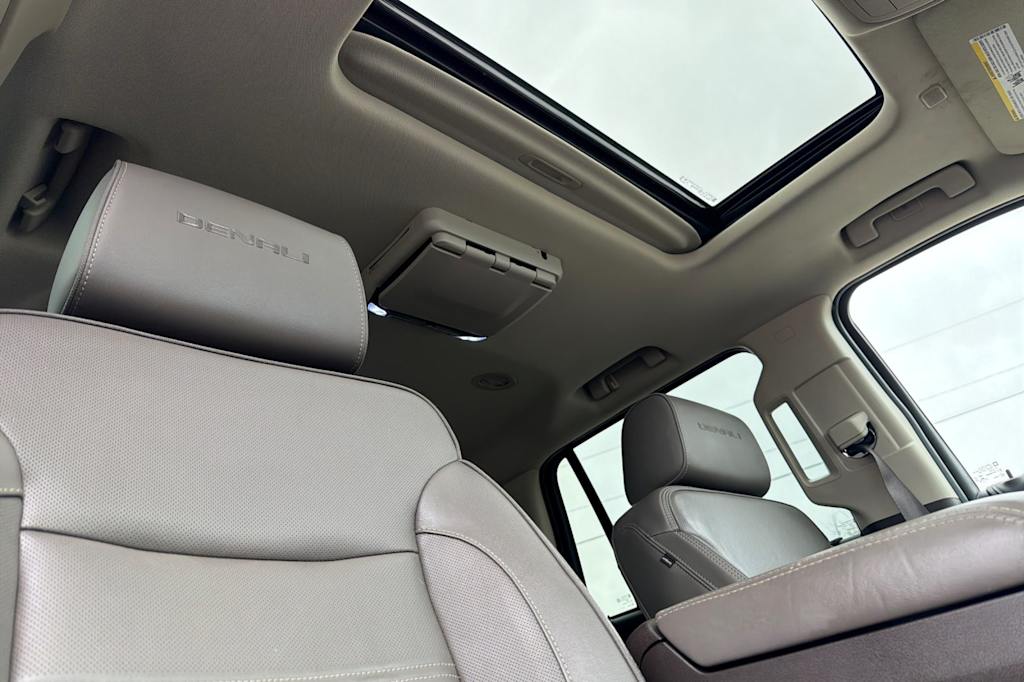 Thumbnail: 2020 GMC Yukon - 22