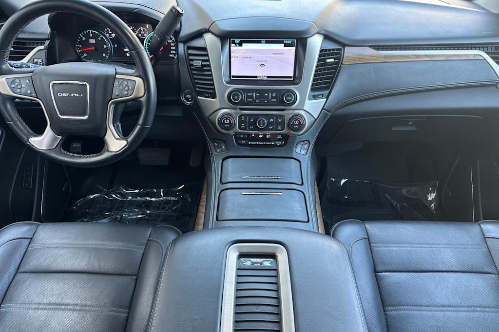 Image 3 of 2019 GMC Yukon
