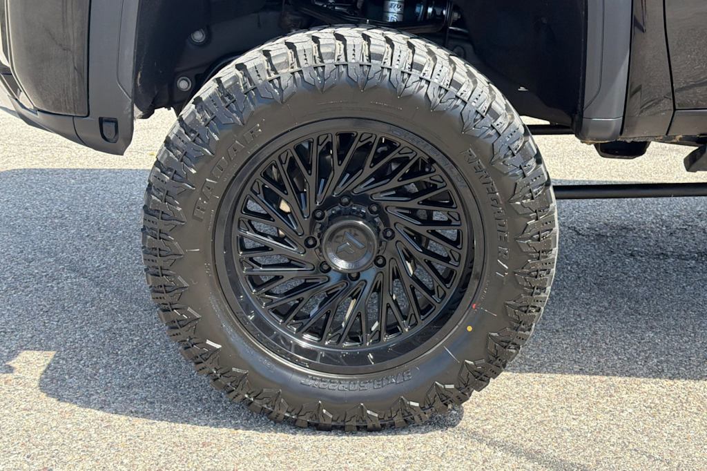 Thumbnail: 2024 GMC Sierra 2500 - 7