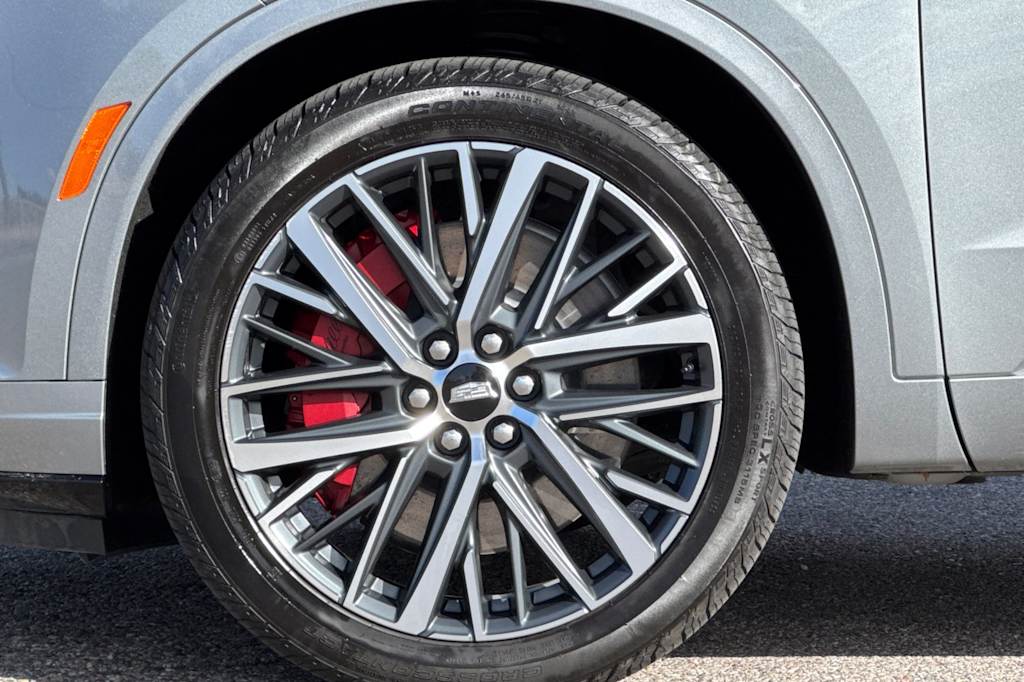 Thumbnail: 2023 Cadillac XT6 - 7