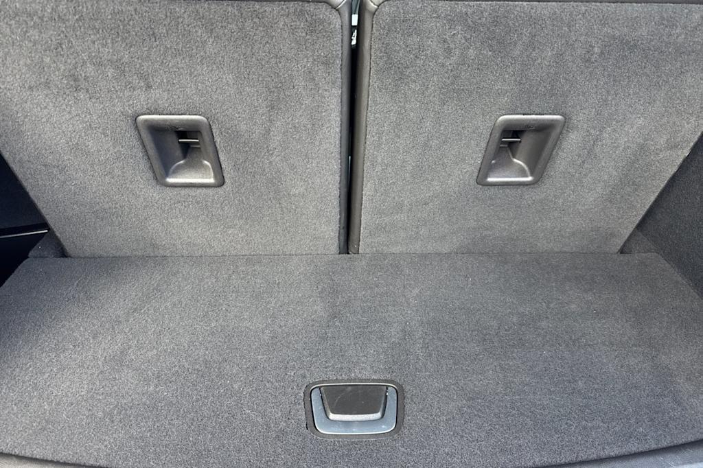 Thumbnail: 2023 Cadillac XT6 - 22