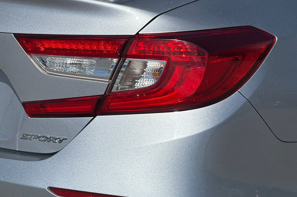 Thumbnail: 2018 Honda Accord - 27