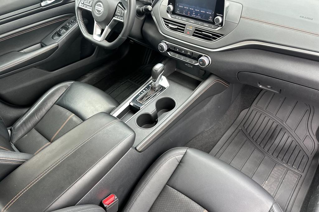 Thumbnail: 2021 Nissan Altima - 12