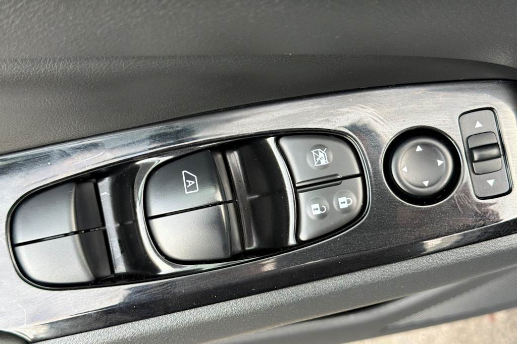 Thumbnail: 2024 Nissan Altima - 21