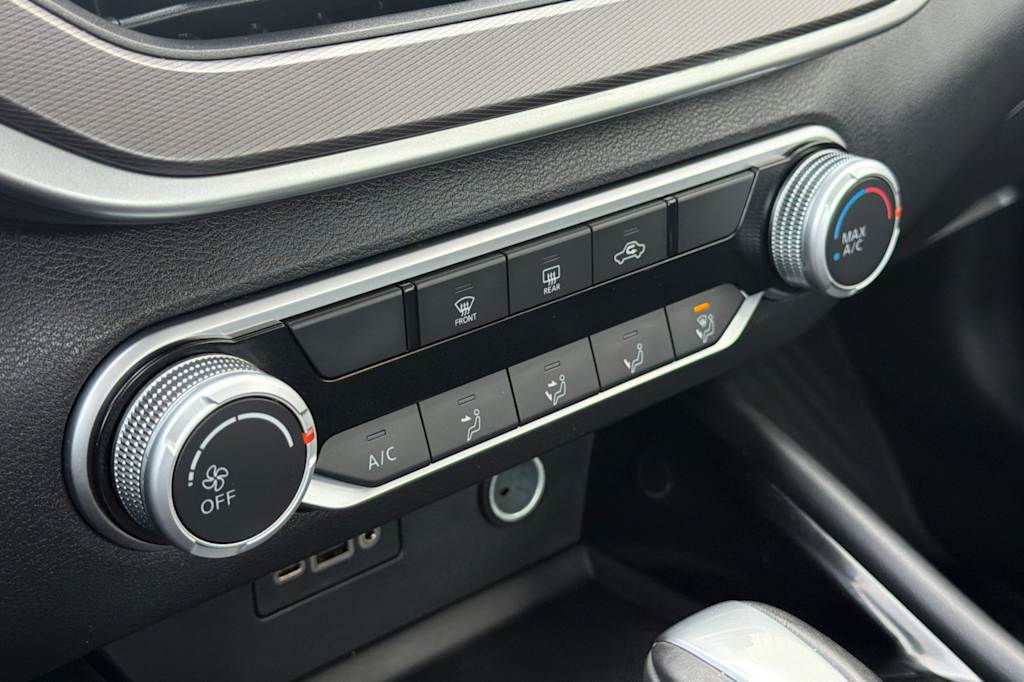 Thumbnail: 2024 Nissan Altima - 23