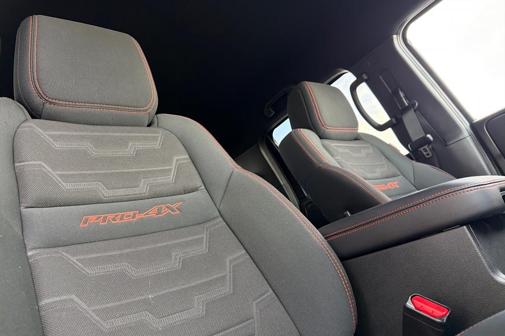 Thumbnail: 2023 Nissan Frontier - 21