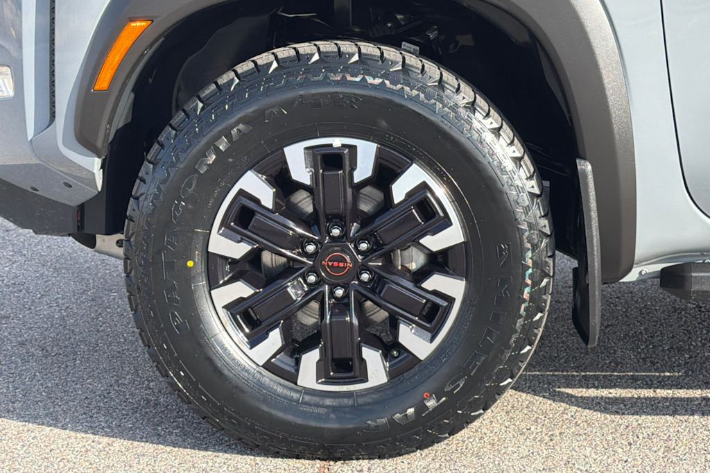 Thumbnail: 2023 Nissan Frontier - 7