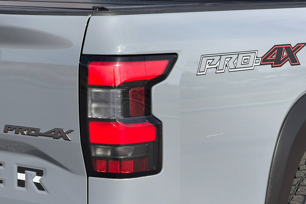 Thumbnail: 2023 Nissan Frontier - 28