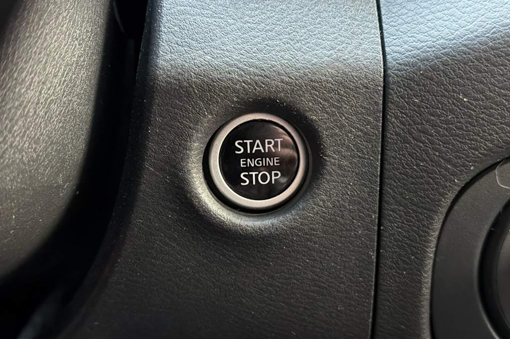 Thumbnail: 2023 Nissan Frontier - 25