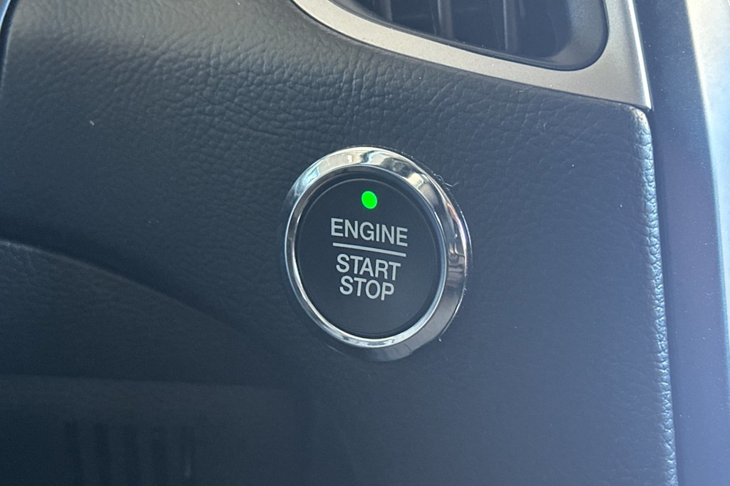 Thumbnail: 2024 Ford Edge - 25