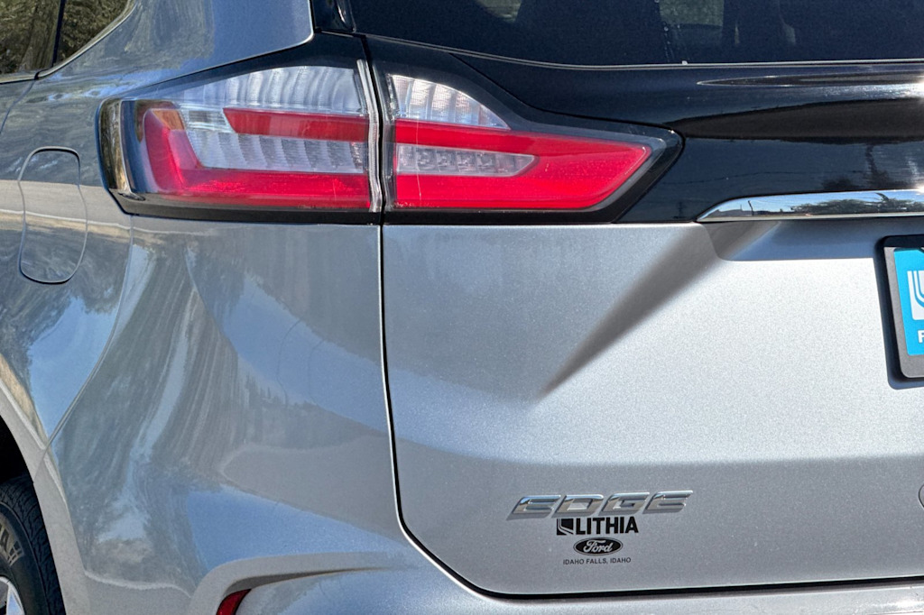 Thumbnail: 2020 Ford Edge - 22