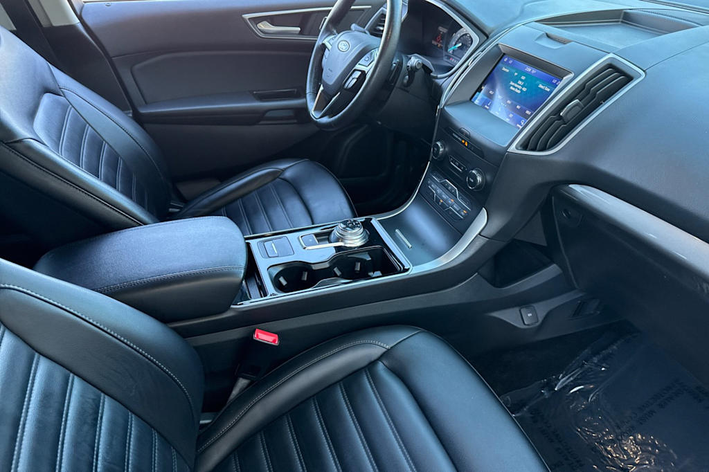 Thumbnail: 2020 Ford Edge - 6