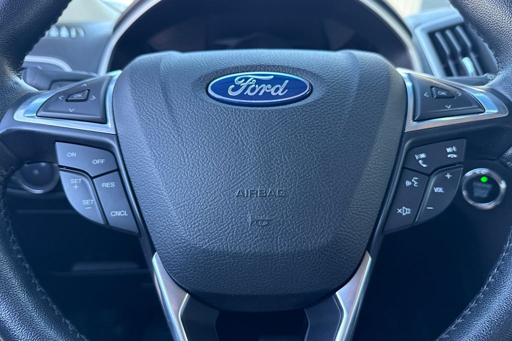 Thumbnail: 2020 Ford Edge - 20