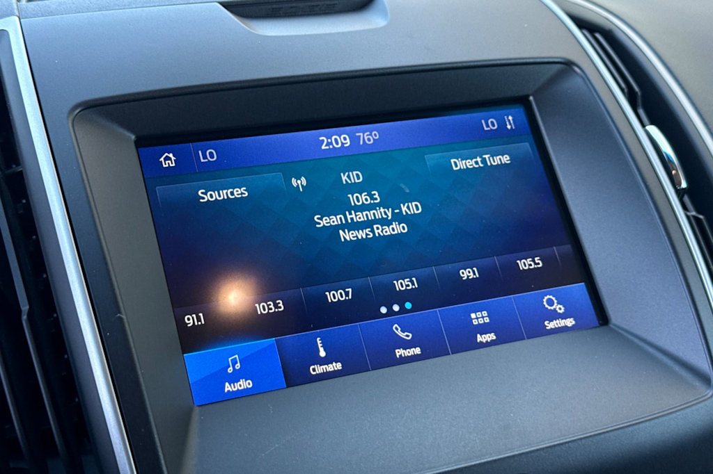 Thumbnail: 2020 Ford Edge - 9