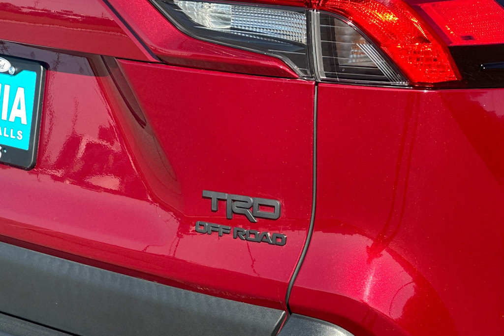 Thumbnail: 2020 Toyota RAV4 - 7