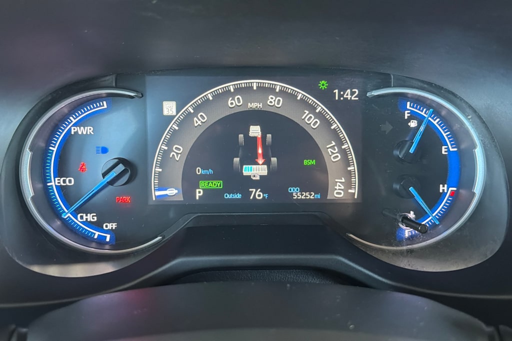 Thumbnail: 2024 Toyota RAV4 - 15