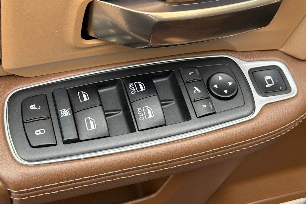 Thumbnail: 2019 RAM 3500 - 19