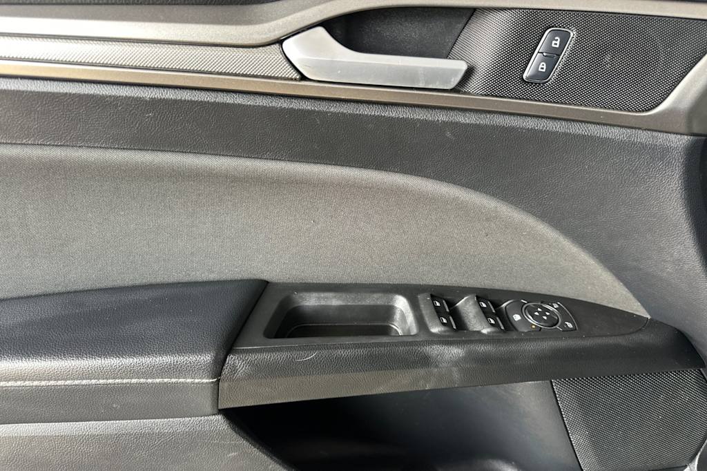 Thumbnail: 2018 Ford Fusion - 18