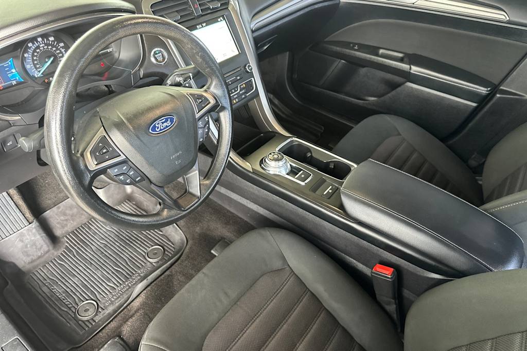 Thumbnail: 2018 Ford Fusion - 8