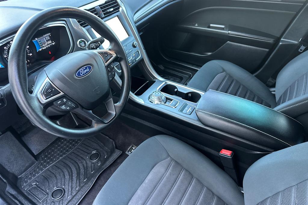 Thumbnail: 2020 Ford Fusion - 8
