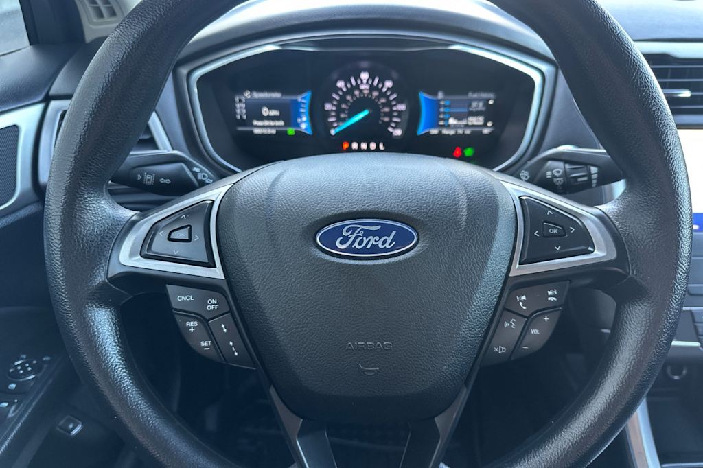 Thumbnail: 2020 Ford Fusion - 26