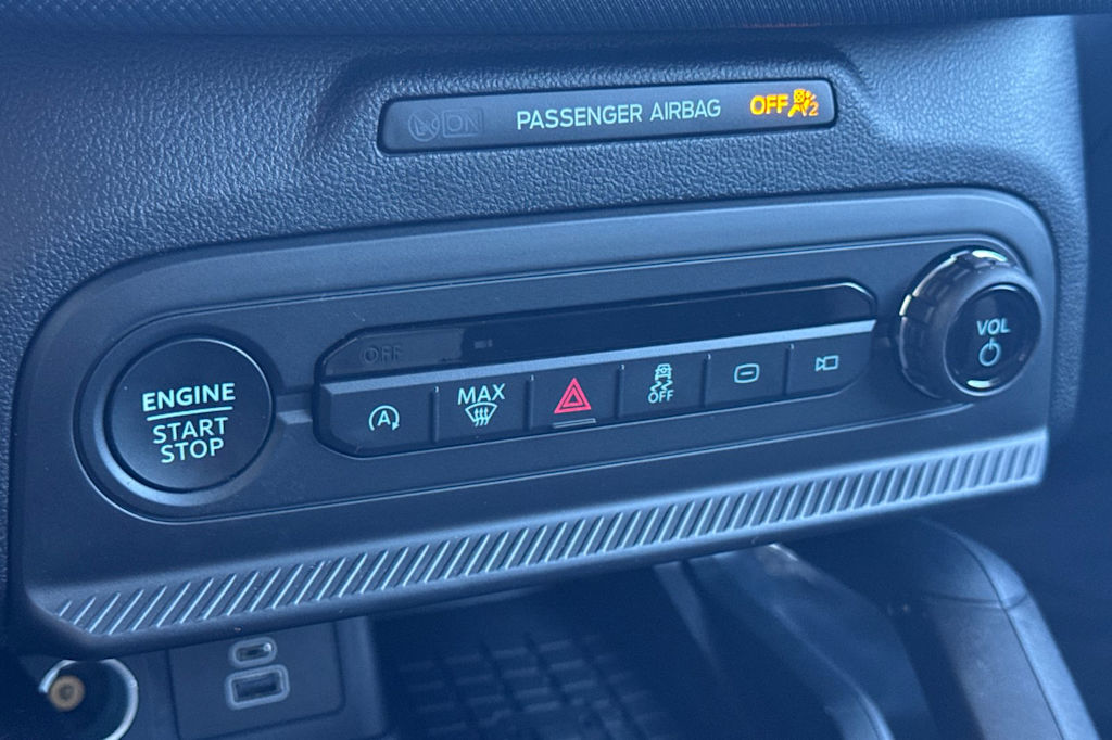 Thumbnail: 2025 Ford Bronco Sport - 24