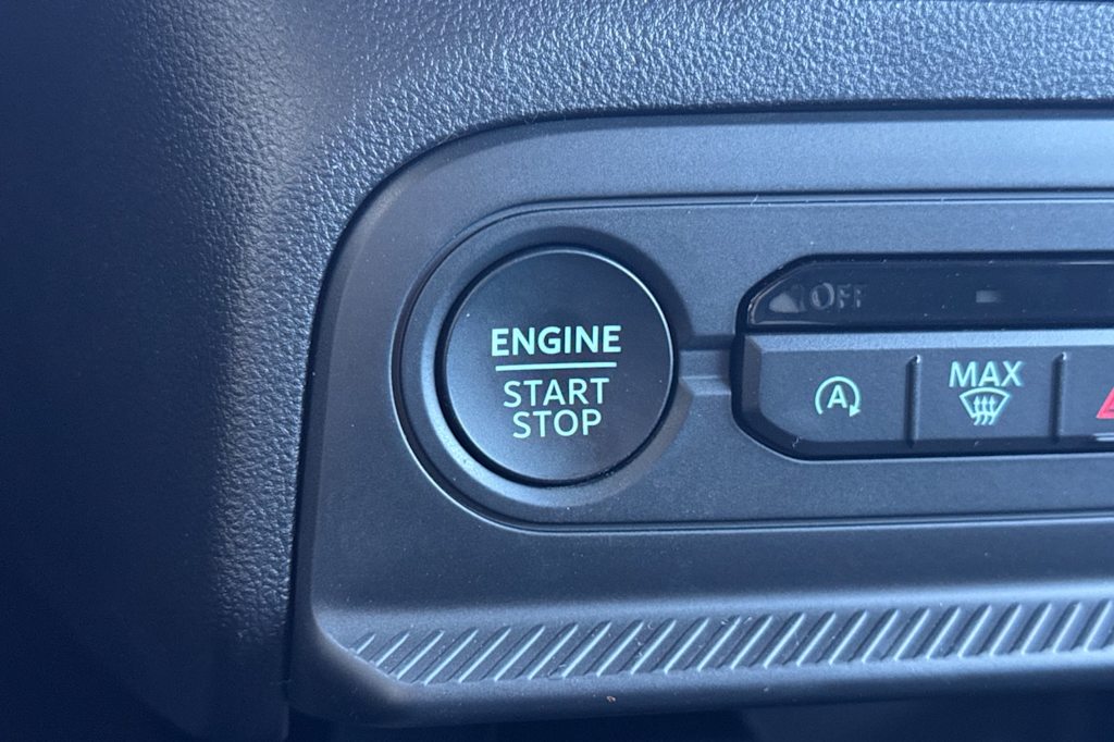 Thumbnail: 2025 Ford Bronco Sport - 25