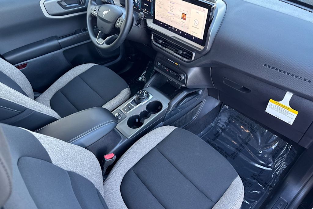 Thumbnail: 2025 Ford Bronco Sport - 9