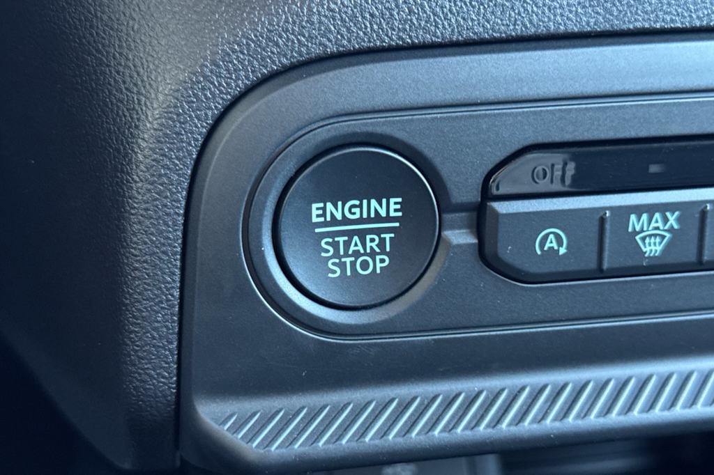 Thumbnail: 2025 Ford Bronco Sport - 25