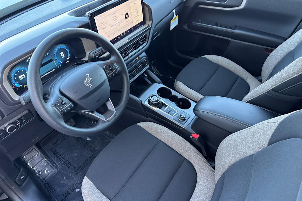 Thumbnail: 2025 Ford Bronco Sport - 8