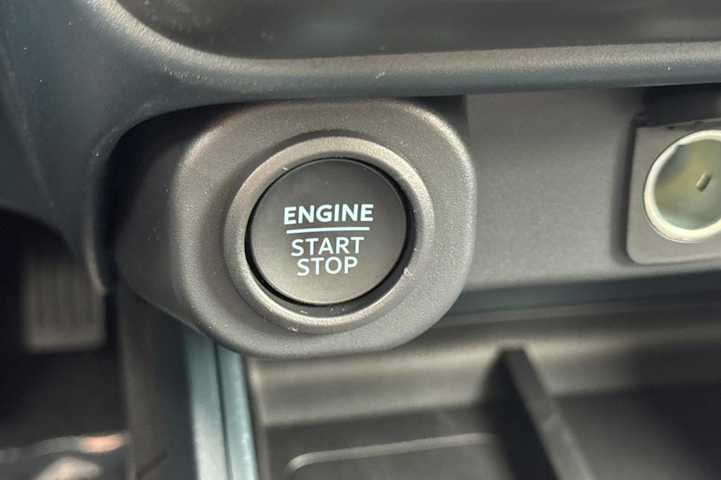 Thumbnail: 2025 Ford Maverick - 24