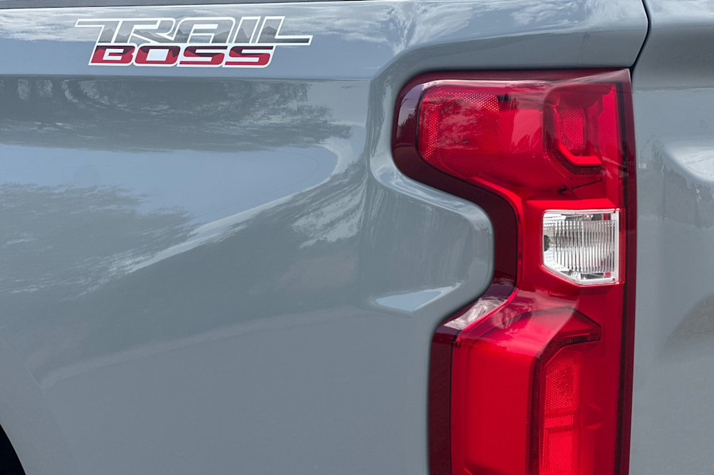 Thumbnail: 2024 Chevrolet Silverado 1500 - 28