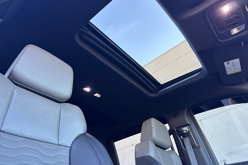 Thumbnail: 2024 Chevrolet Silverado 1500 - 20