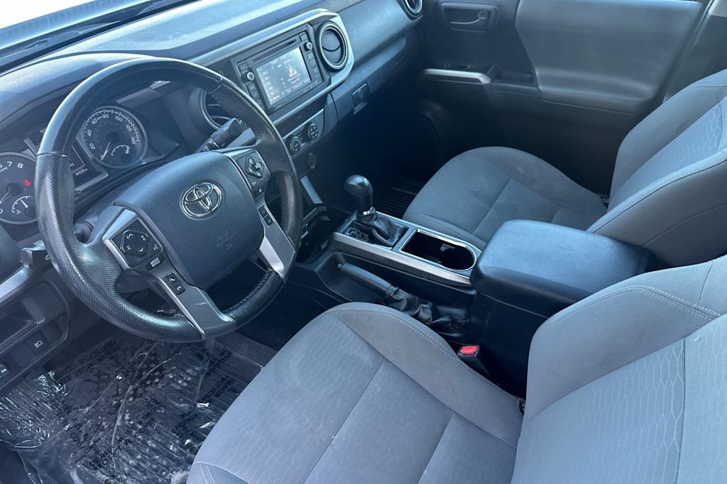 2019 Toyota Tacoma SR5 7