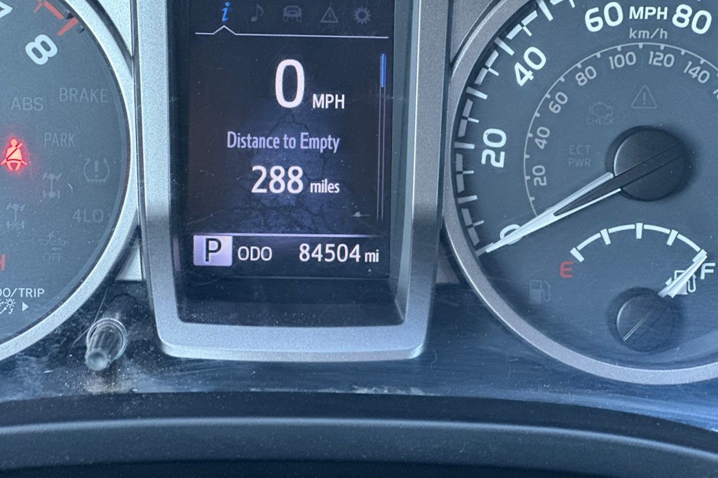 2019 Toyota Tacoma SR5 24