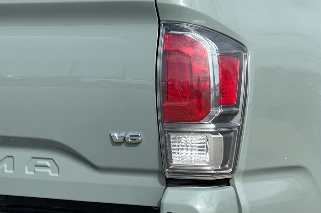 Thumbnail: 2022 Toyota Tacoma - 28
