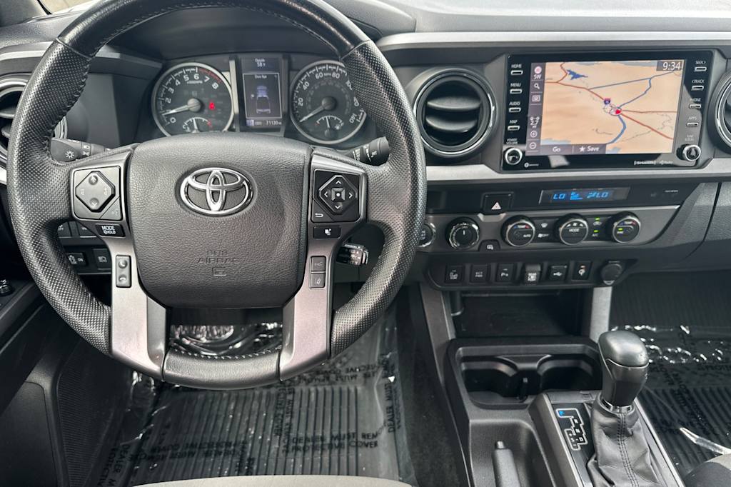 Thumbnail: 2022 Toyota Tacoma - 10